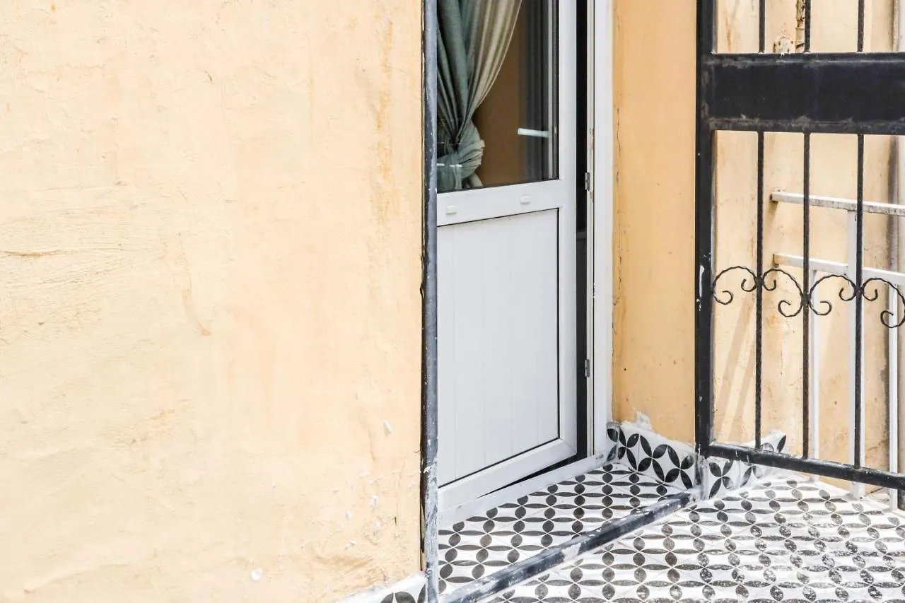 Studio Flat W Balcony Near Moda Shore In Kadikoy Istanbul Turkey